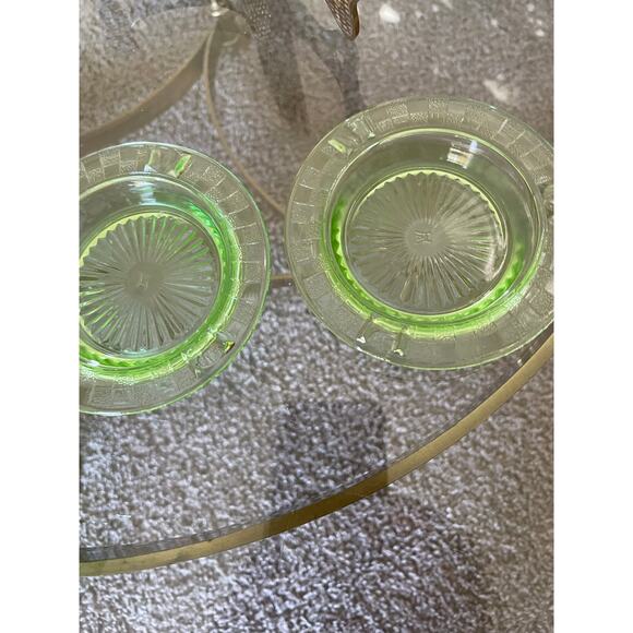 3Hazel Atlas Checkerboard Uranium Glass Ashtray small salesman - Picture 14 of 16